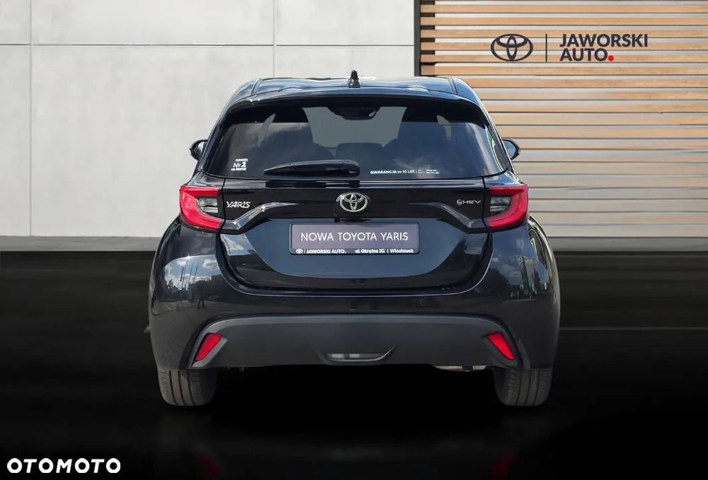 Toyota Yaris Hybrid 1.5 Style - 9