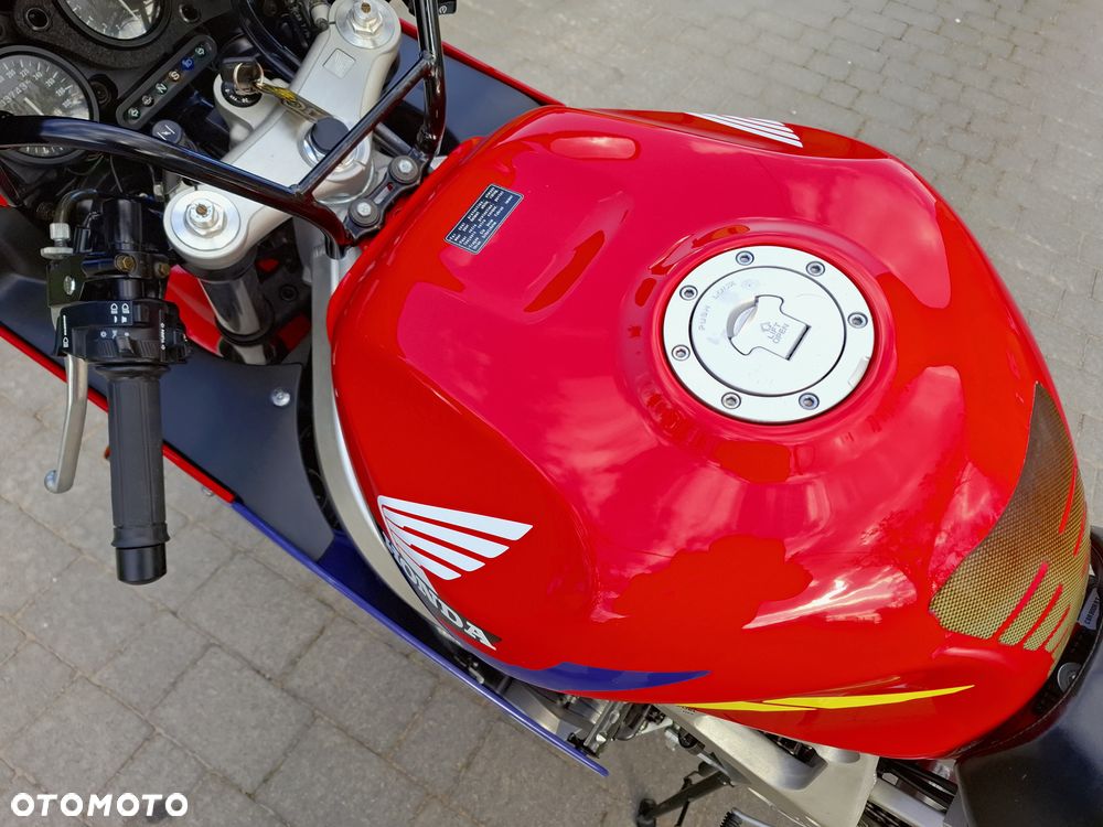 Honda CBR - 15