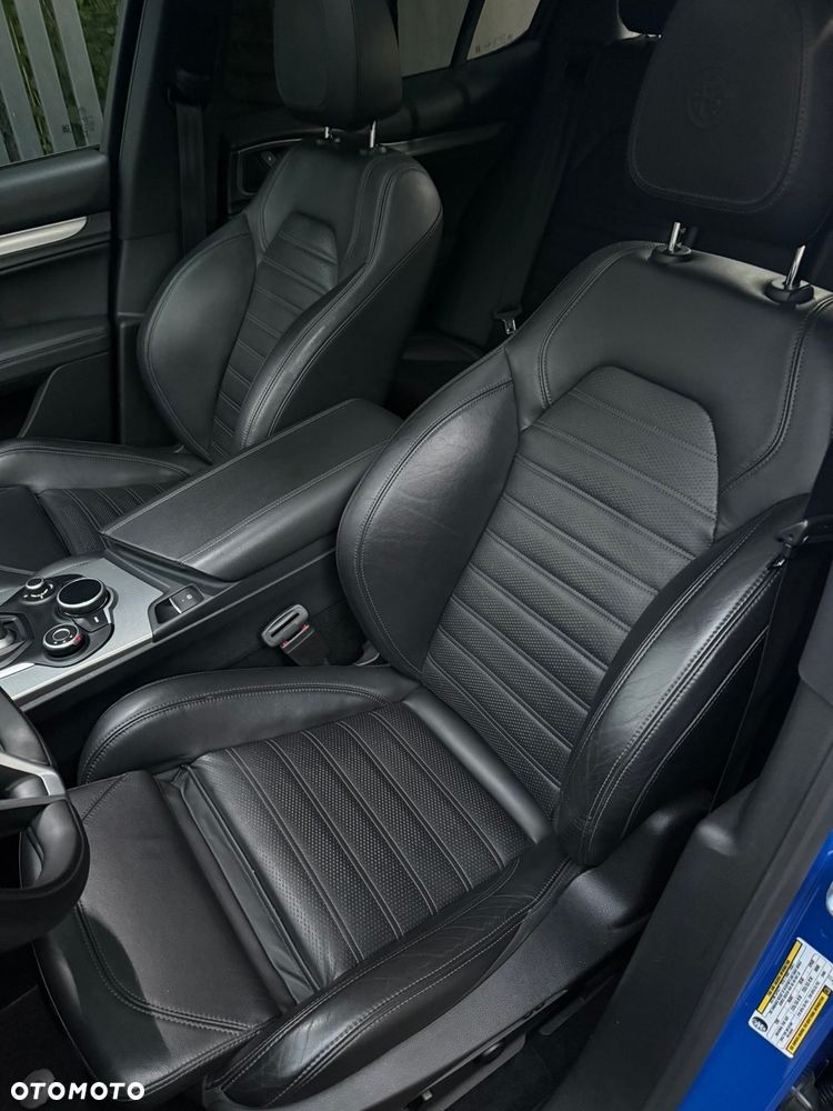 Alfa Romeo Stelvio 2.0 Turbo Veloce Q4 - 9