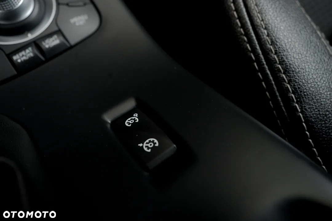 Renault Megane 2.0 16V TCE GT - 28
