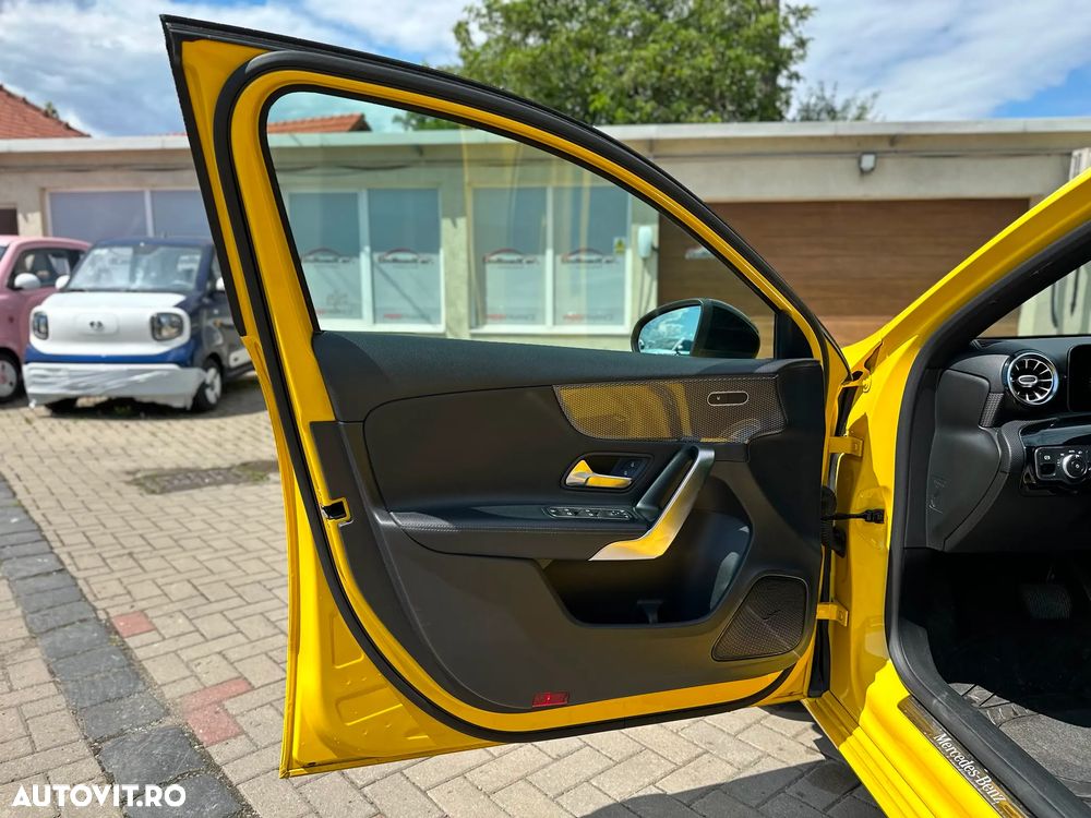 Mercedes-Benz A 200 7G-DCT Progressive - 38