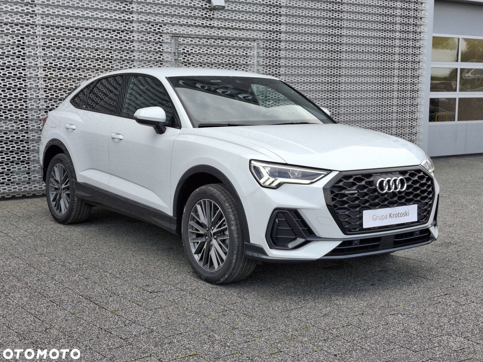 Audi Q3 Sportback - 3