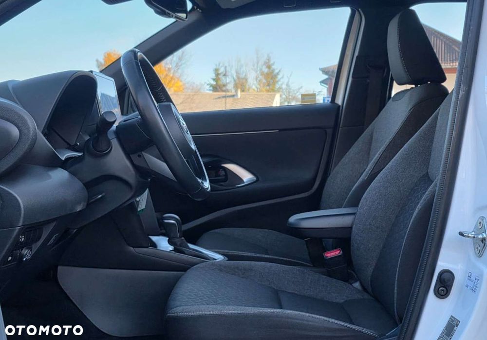 Toyota Yaris Cross - 11