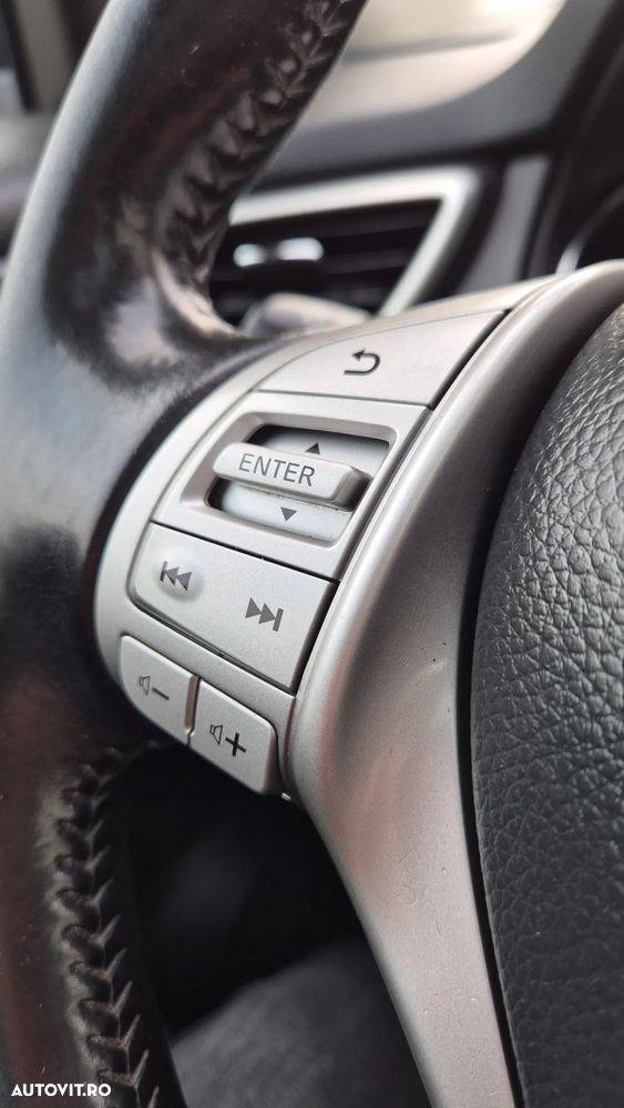 Nissan Qashqai 1.5 DCI Start/Stop Tekna - 31