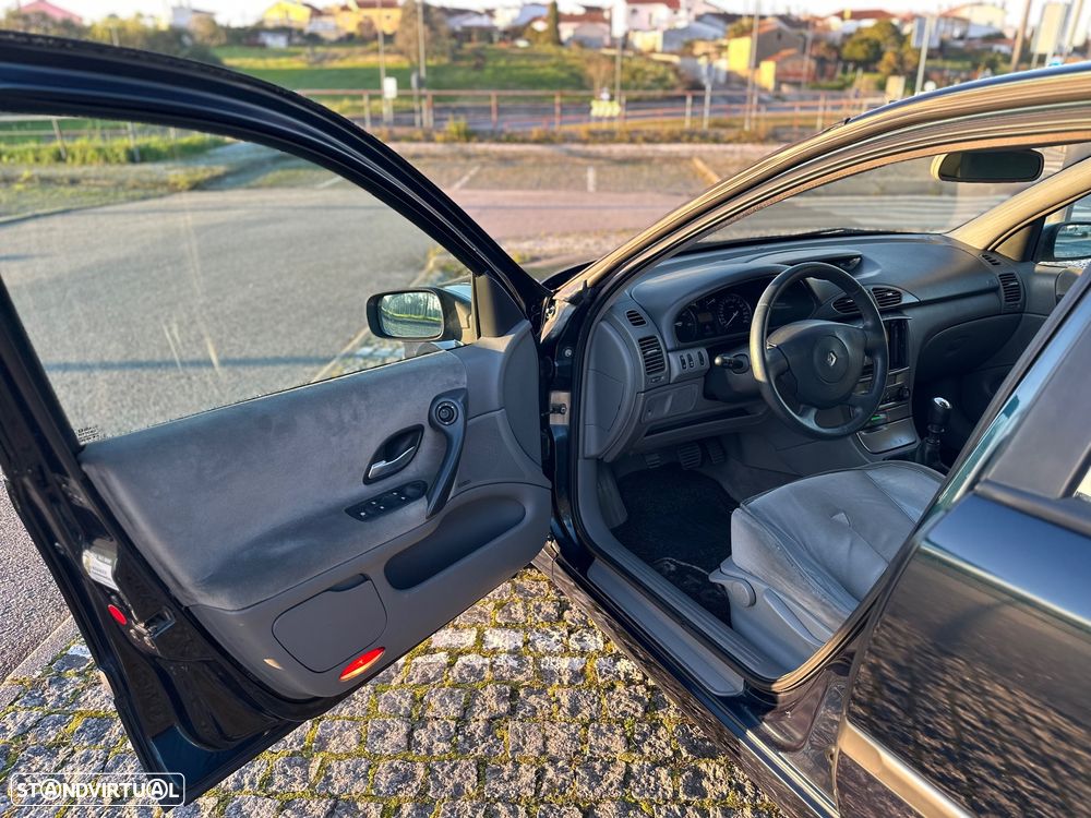 Renault Laguna - 8