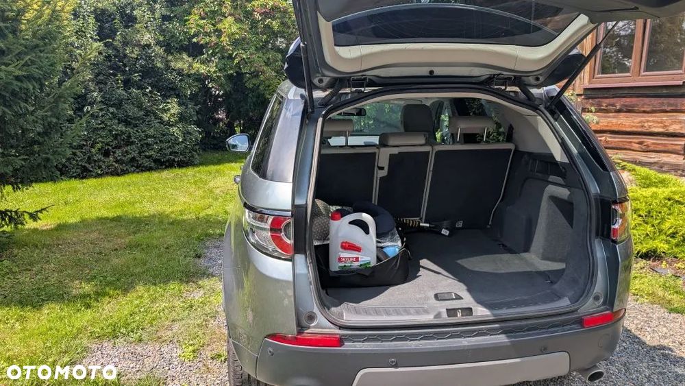Land Rover Discovery Sport - 10