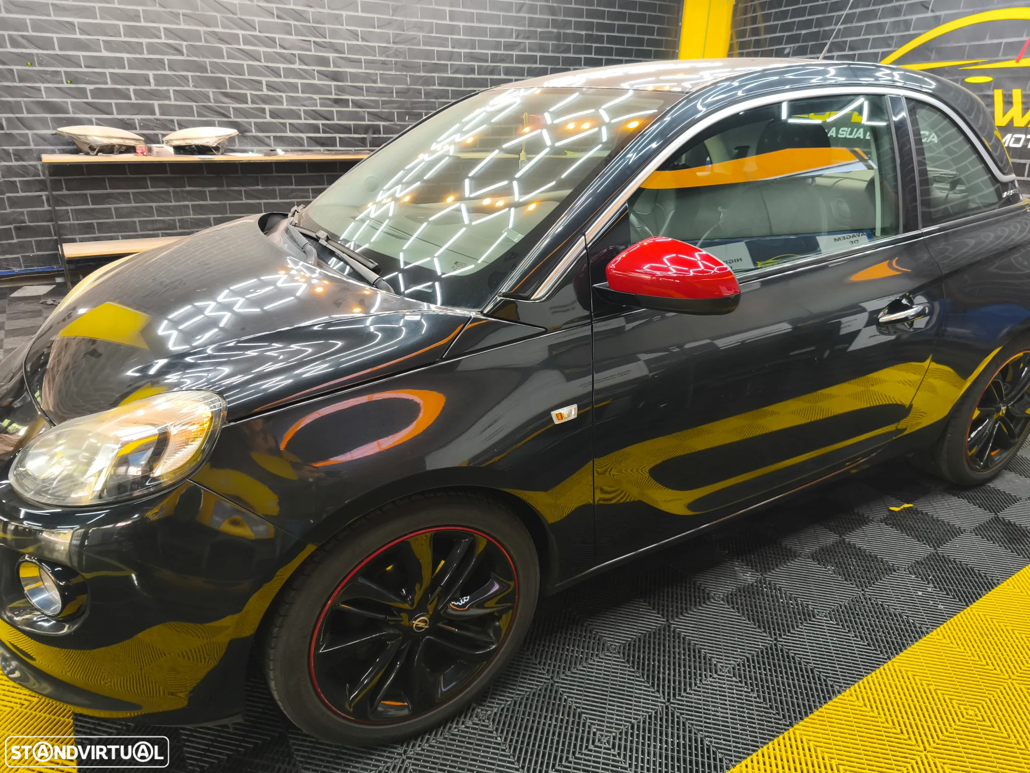 Opel Adam 1.2 ecoFLEX S&S Black Link - 2