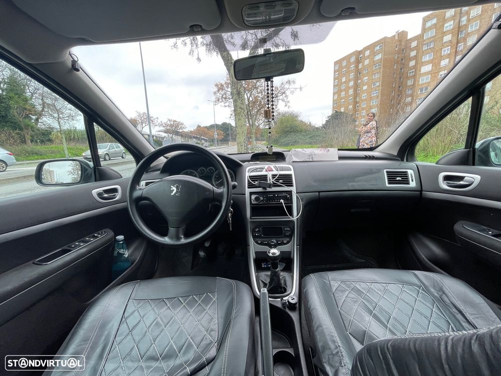 Peugeot 307 Break 1.4 HDi XS - 2