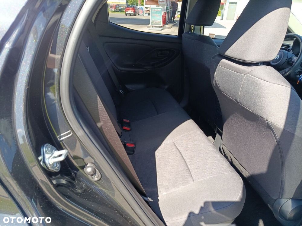 Toyota Yaris Hybrid 1.5 Style - 10