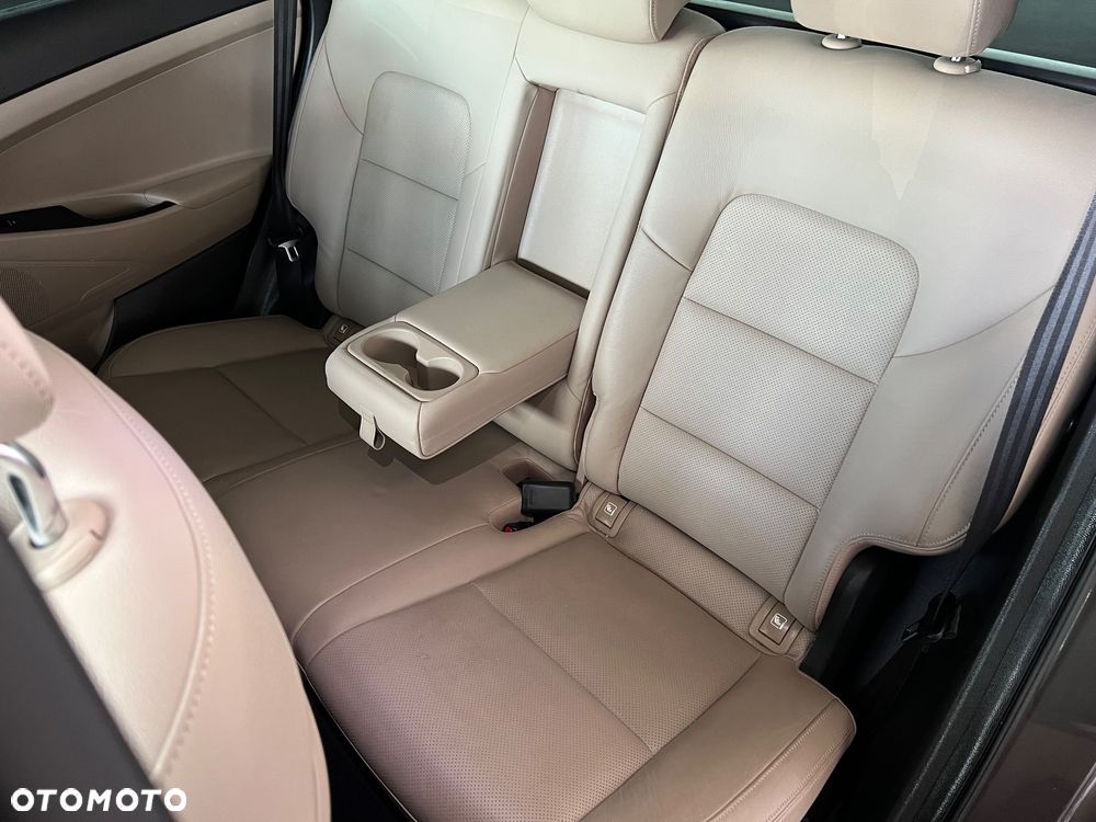 Hyundai Tucson - 27