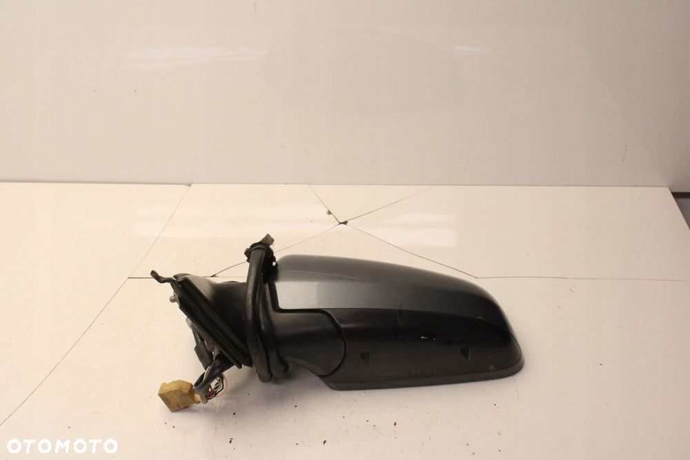 LUSTERKO LEWE AUDI A4 B6 2000R- 14 PIN LX7Z - 4