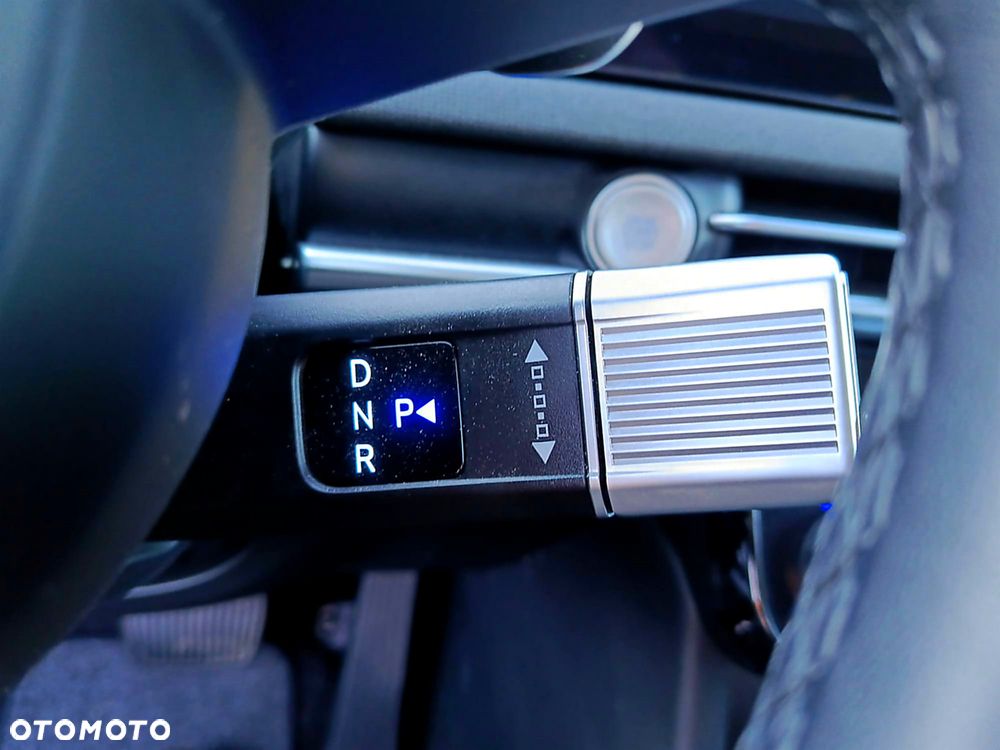 Hyundai Tucson 1.6 T-GDi HEV Executive 2WD - 32