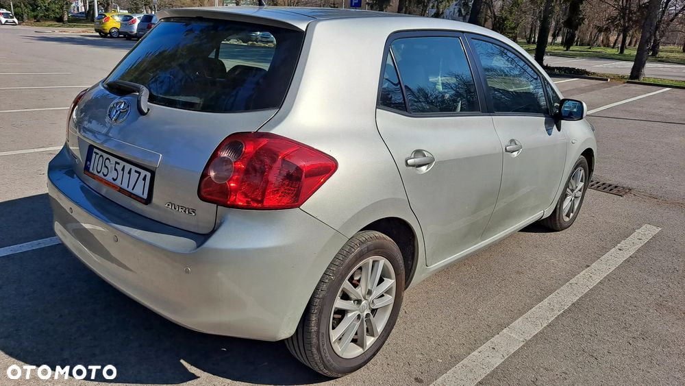 Toyota Auris - 7