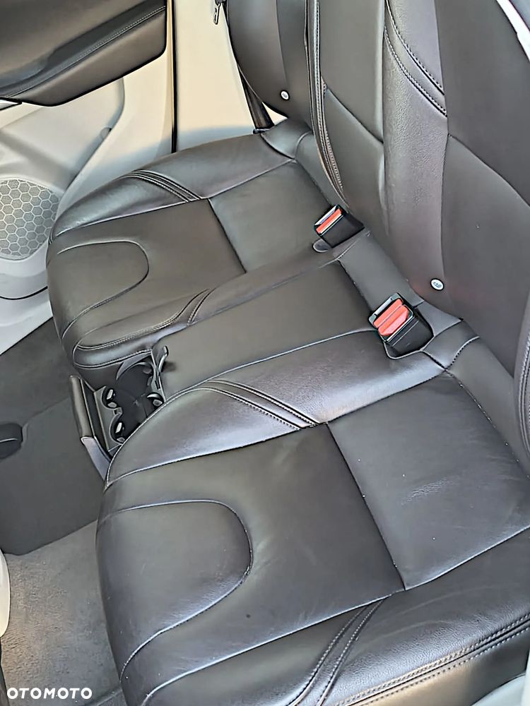 Volvo V40 D2 Kinetic - 39