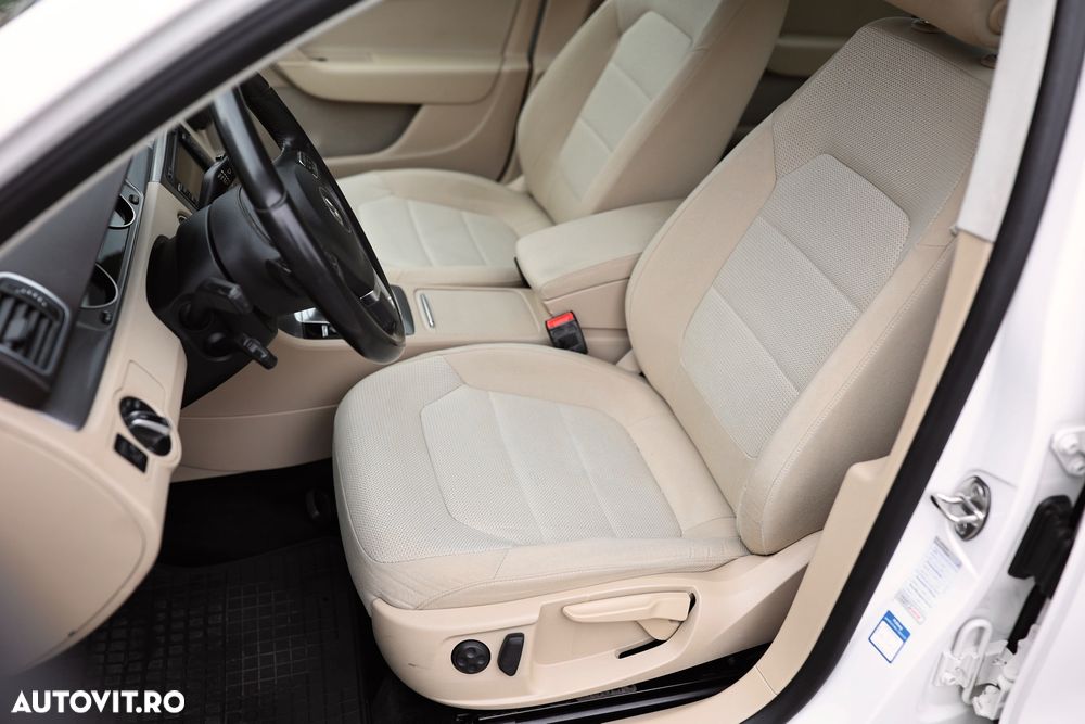 Volkswagen Passat 2.0 TDI DSG BlueMotion Technology Highline - 12