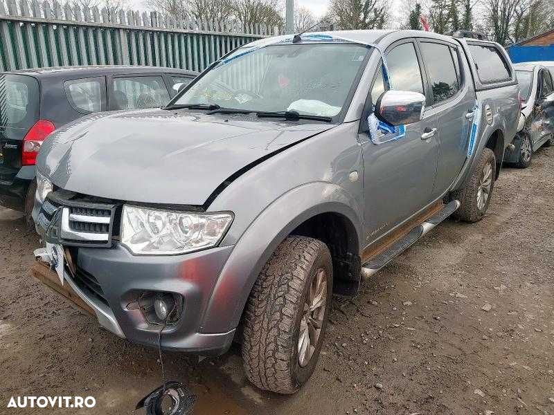 Dezmembrez Mitsubishi L200 2.5 Diesel 2015 - 1