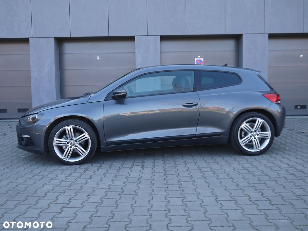 Volkswagen Scirocco 2.0 TDI - 2