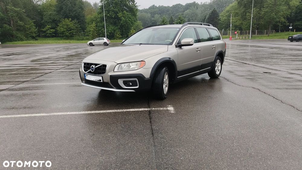 Volvo XC 70 - 4