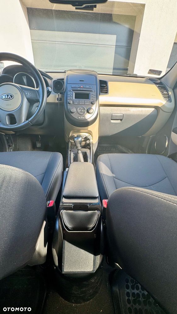 Kia Soul 1.6 CRDi L EU5 - 11