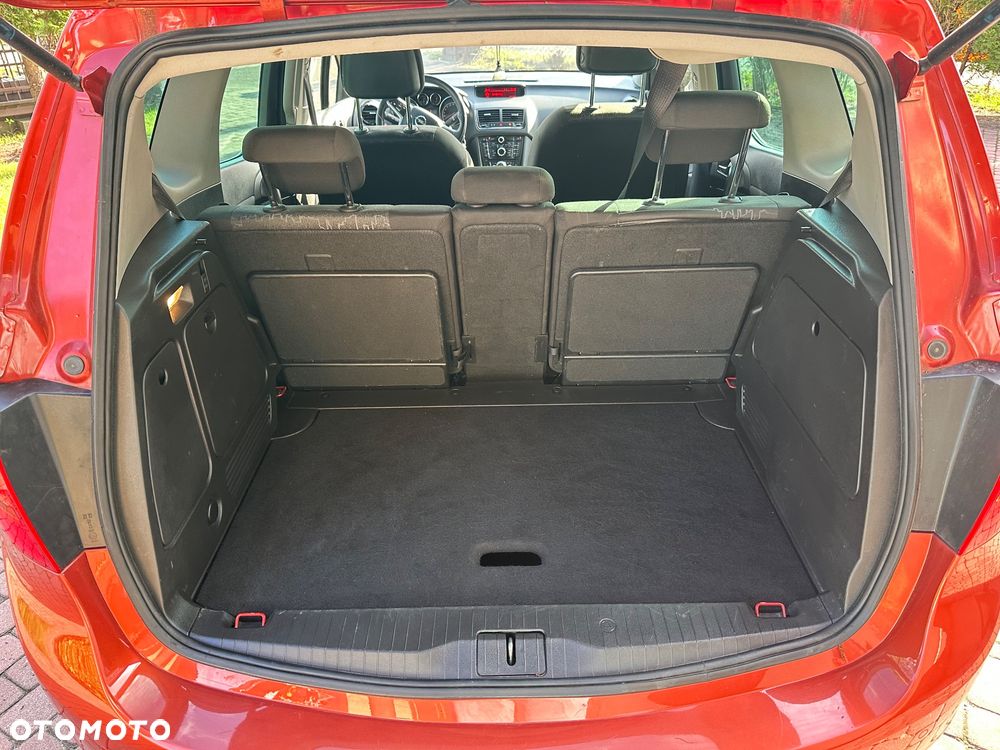 Opel Meriva 1.4 T Cosmo S&S - 19