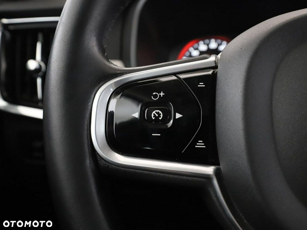 Volvo S90 D5 AWD Inscription - 32