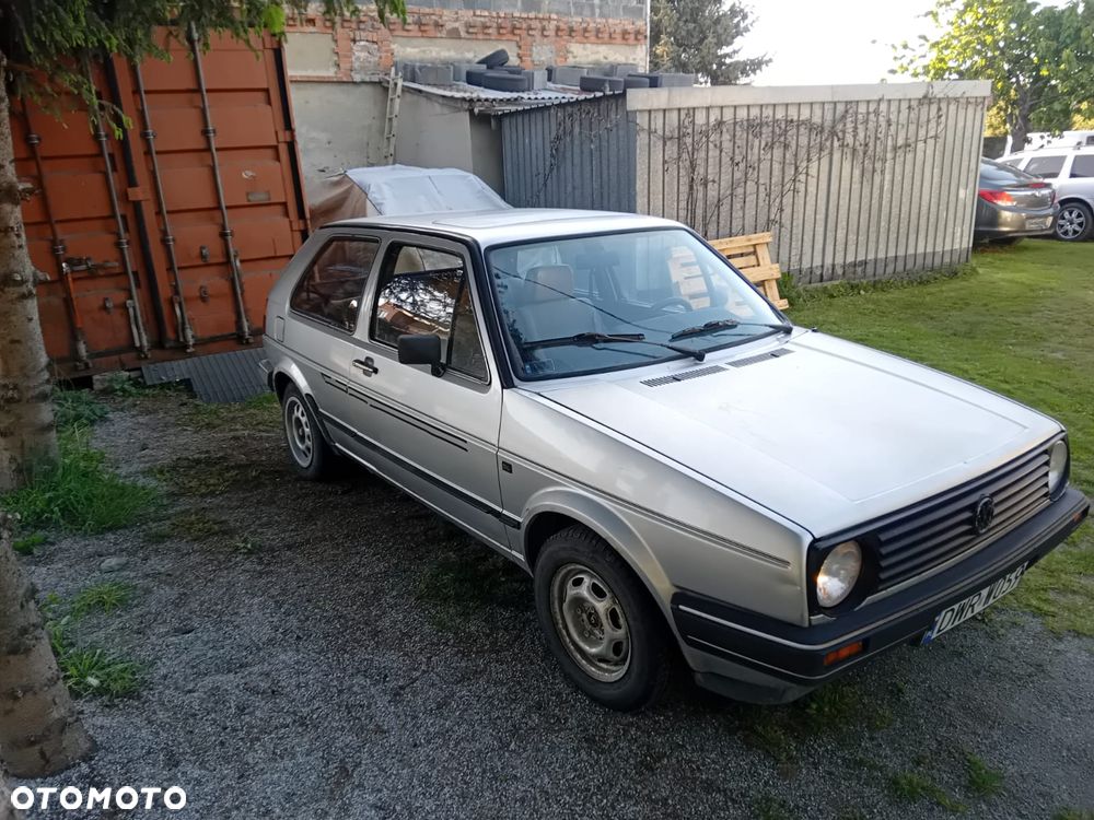 Volkswagen Golf 1.6 (C) D - 1
