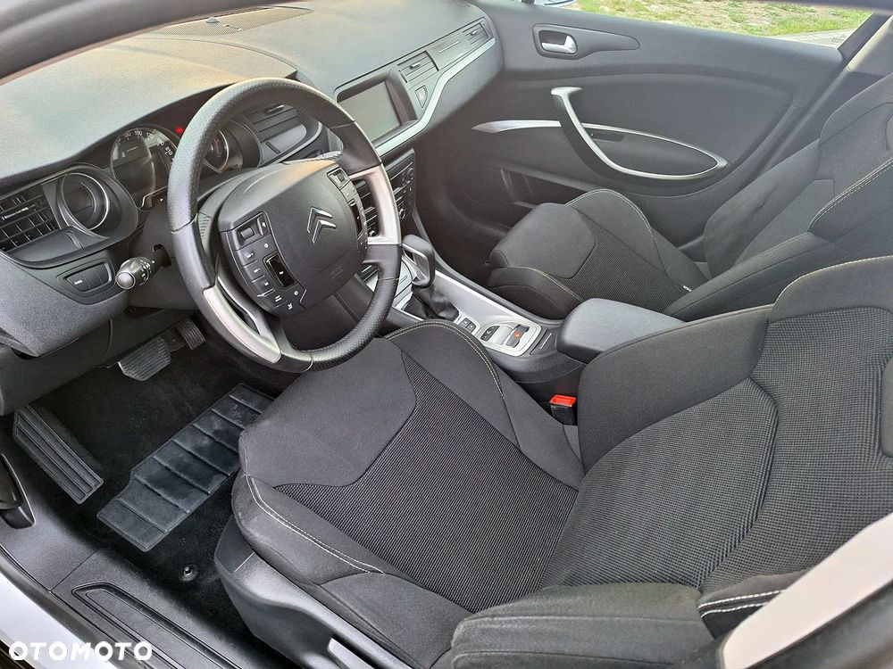 Citroën C5 2.0 16V Confort - 17