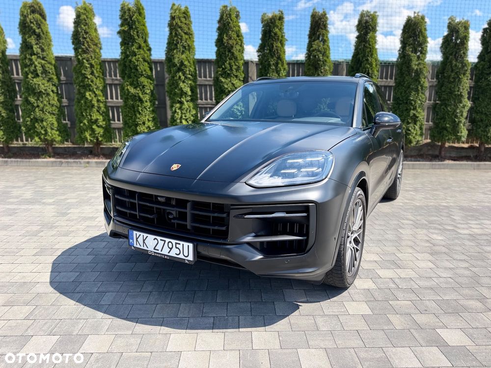 Porsche Cayenne - 4