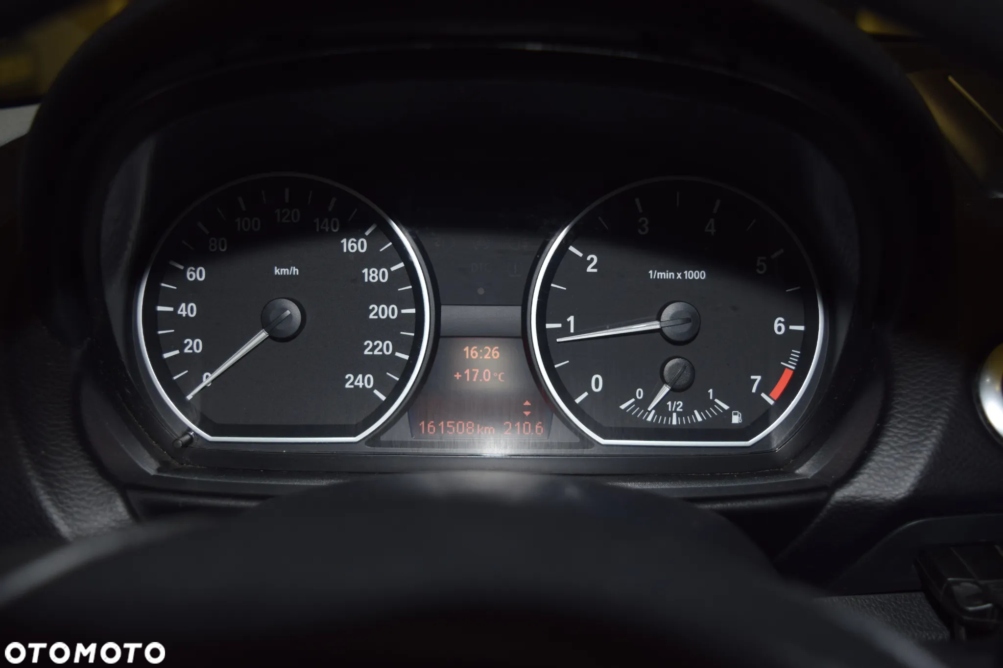 BMW Seria 1 116i - 15