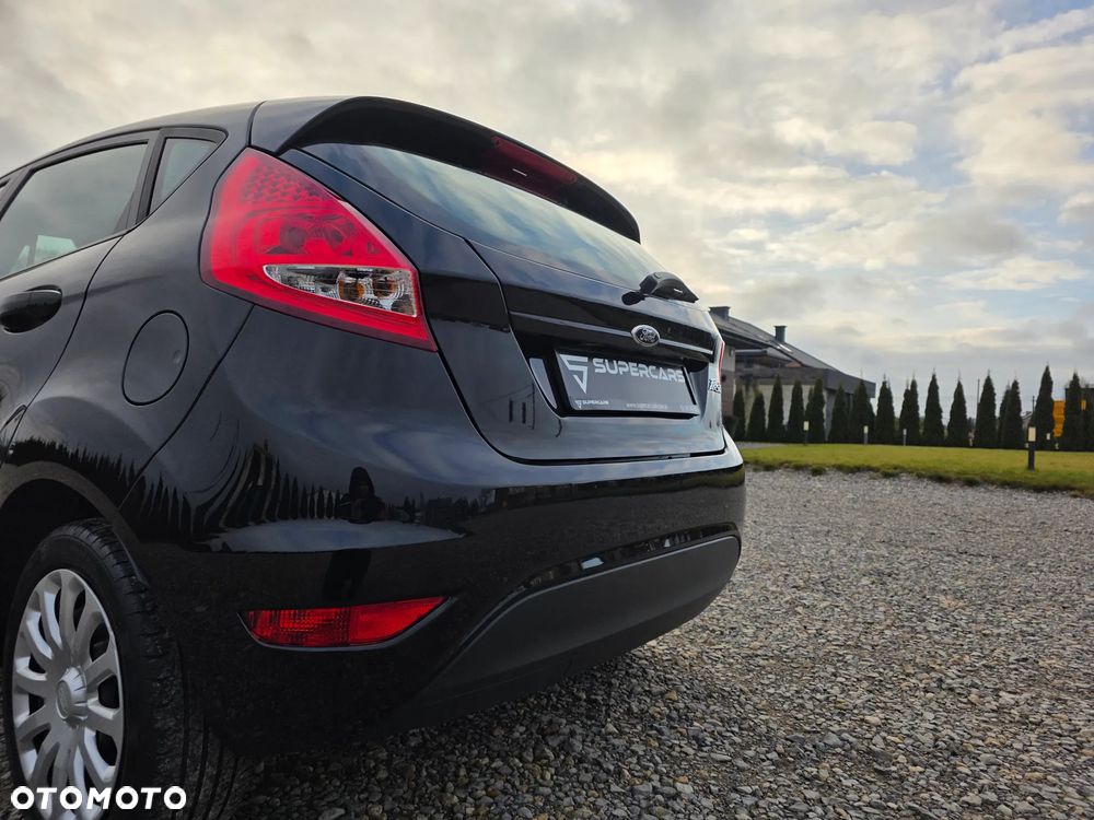 Ford Fiesta 1.25 Ghia EU5 - 35