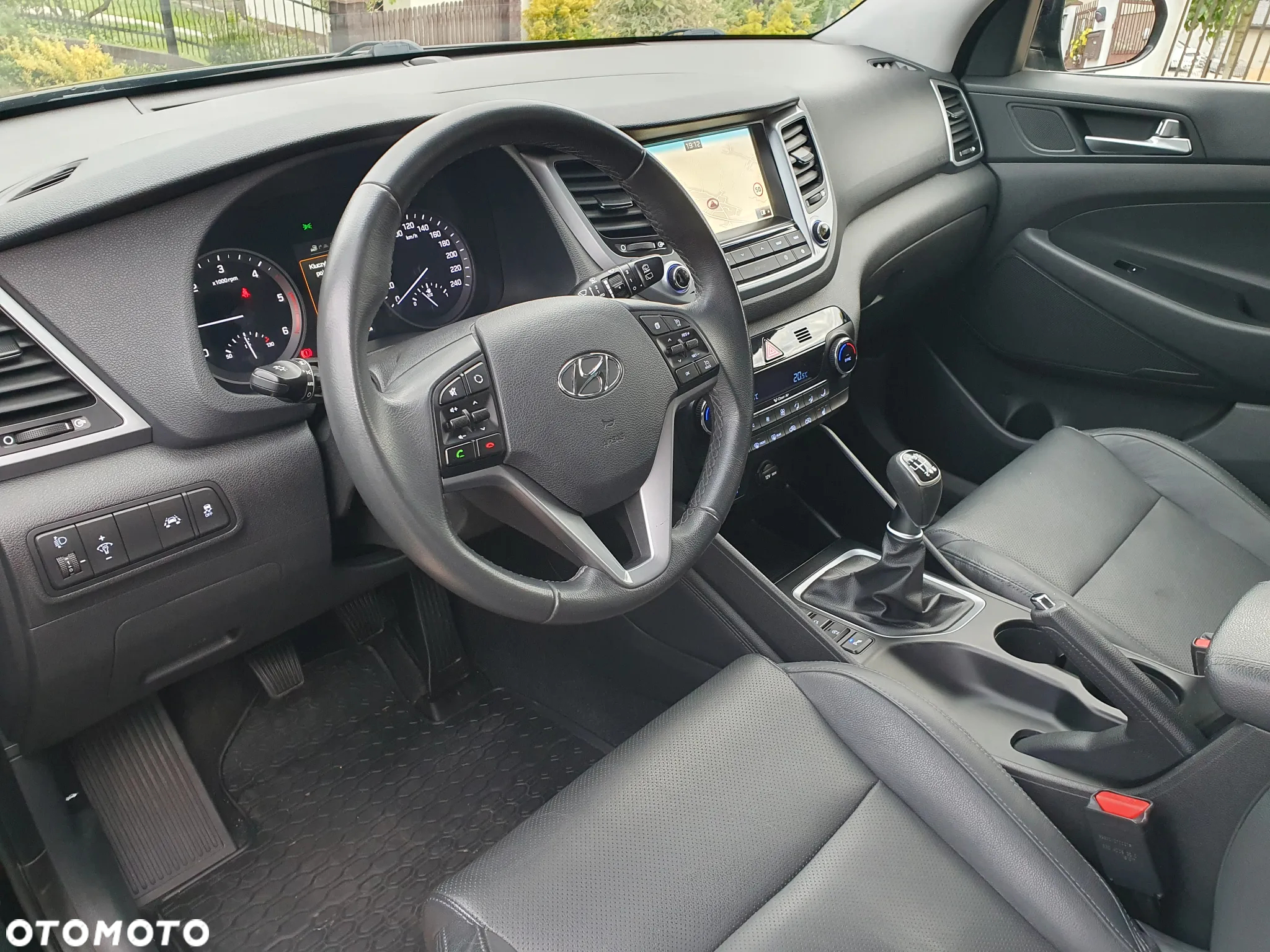 Hyundai Tucson blue 1.7 CRDi 2WD Advantage - 14