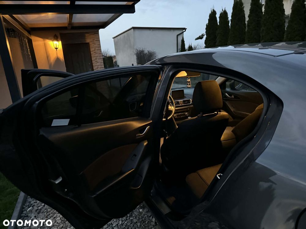 Mazda 3 2.0 Skyenergy EU6 - 11