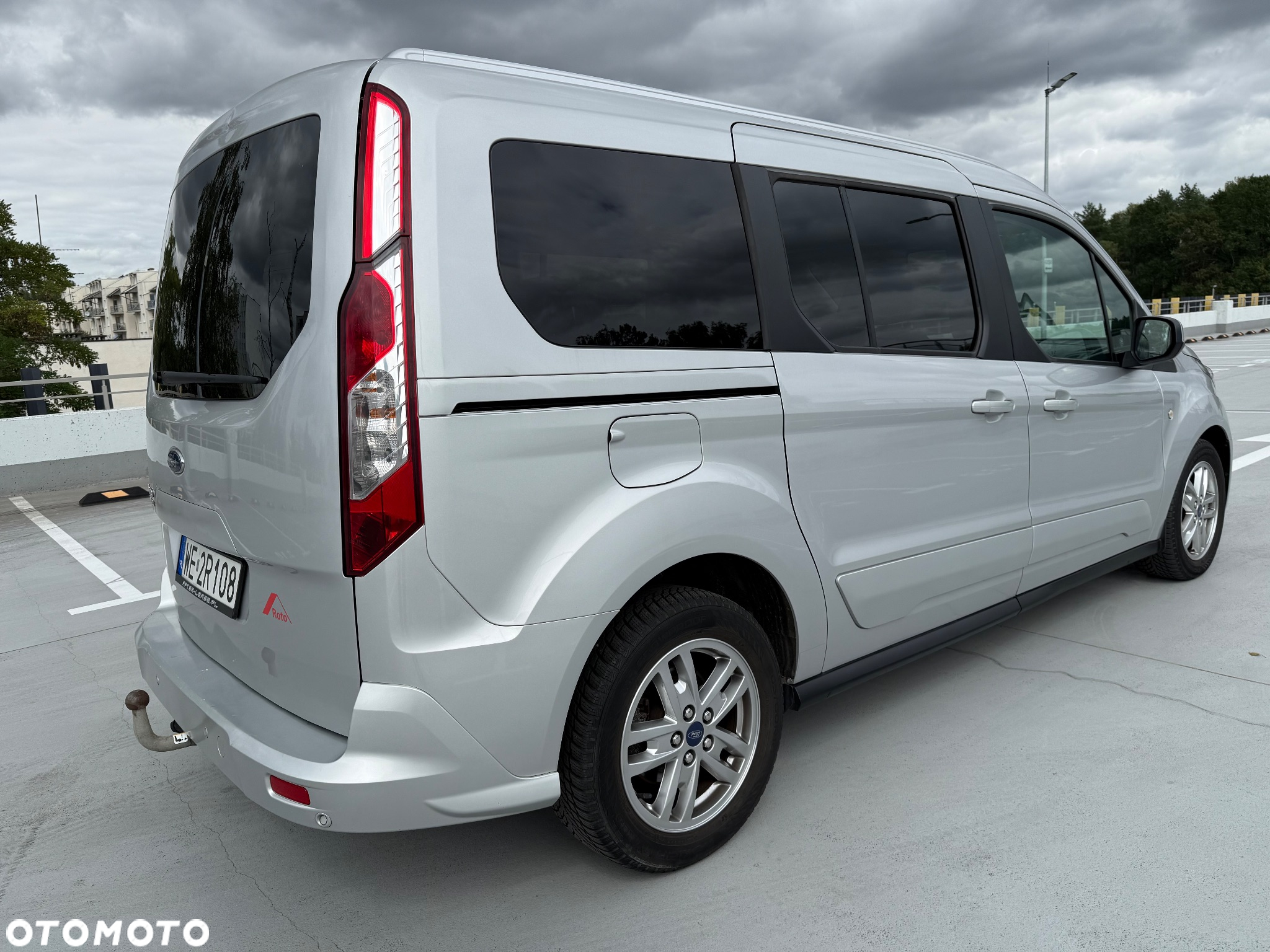 Ford Tourneo Connect Grand - 9