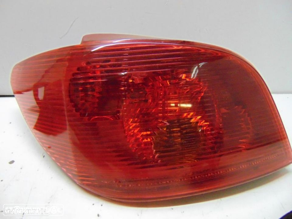 Peugeot farolins - 9