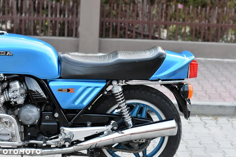 Honda CBX - 22