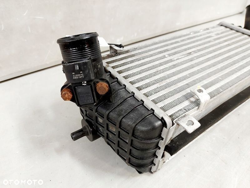hyundai i40 1.7 crdi chłodnica powietrza intercooler 39300-84400 - 3