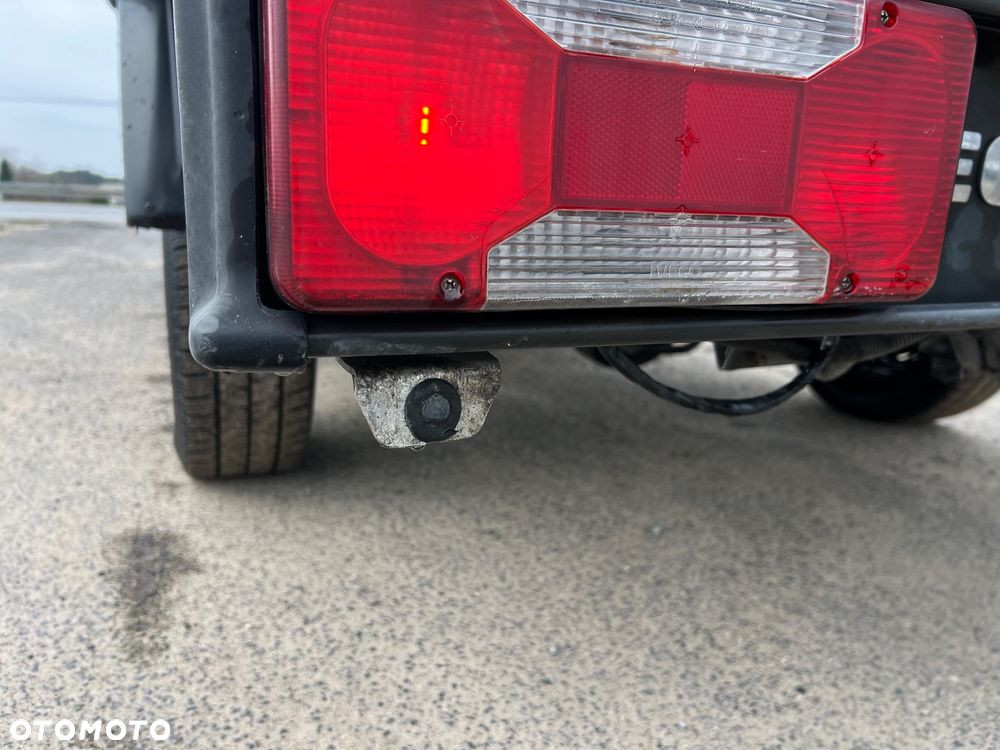 Iveco Daily 35S13 Carrier Xarios 350 (388) - 17