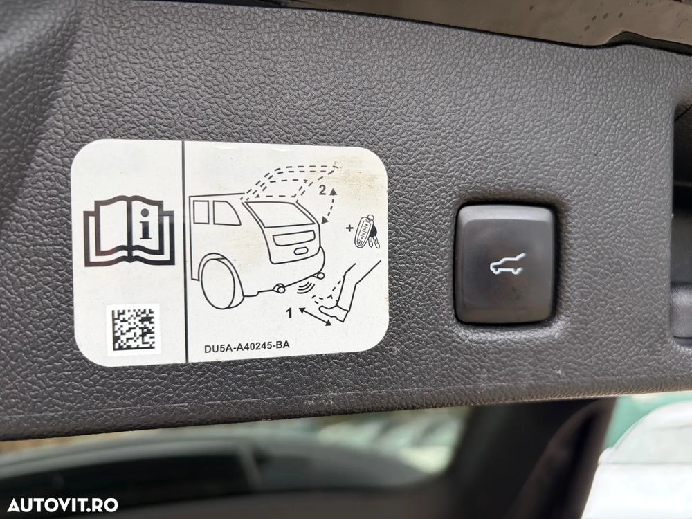 Ford Kuga 2.5 Duratec PHEV ST-LINE - 21