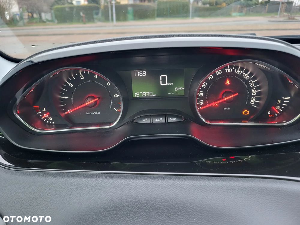 Peugeot 208 1.2 VTi Active - 18