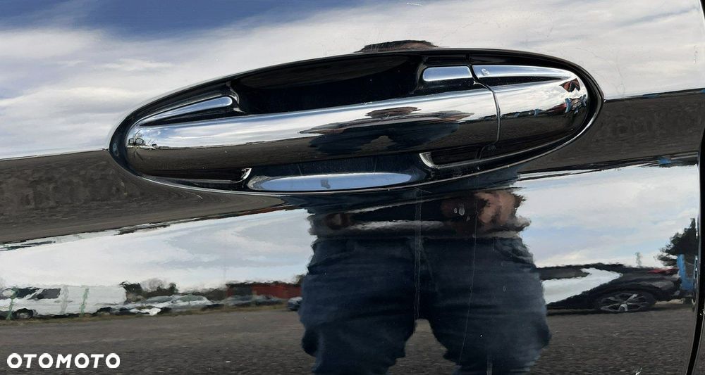 Ford Fiesta 1.0 EcoBoost S&S ST-LINE - 26