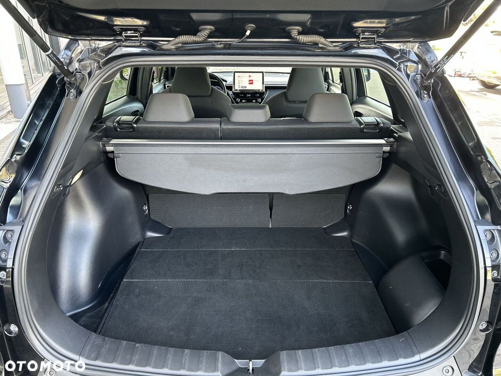 Toyota Corolla Cross 2.0 Hybrid Comfort - 24