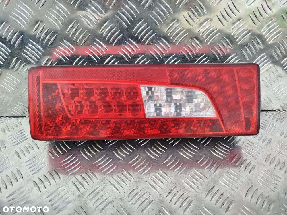 LAMPA LED TYLNA TYŁ PRAWA SCANIA - 1