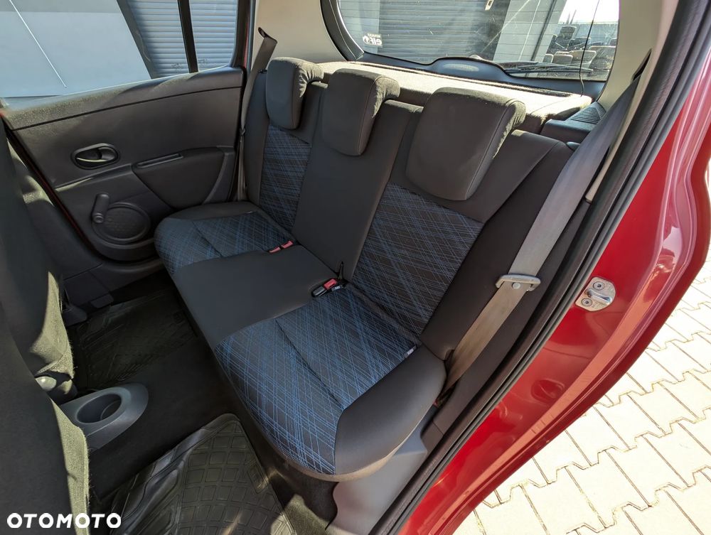 Renault Clio 1.4 16V Dynamique - 36