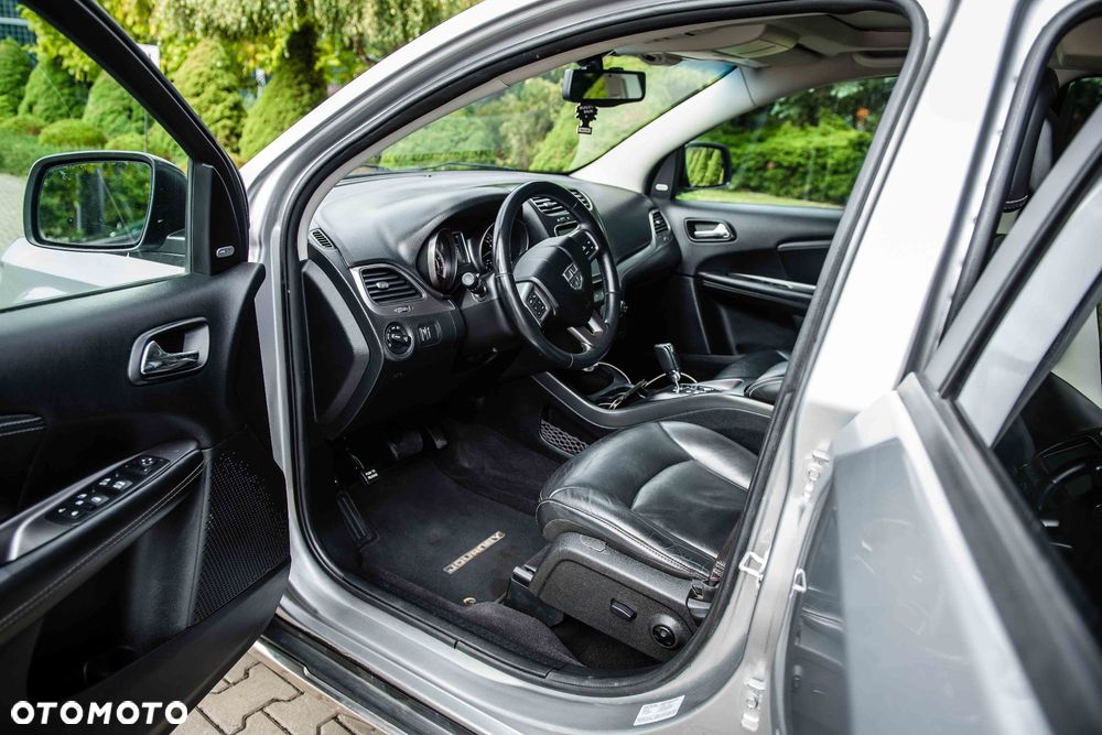Dodge Journey - 10