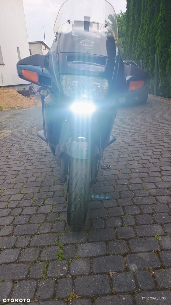 Honda ST - 12