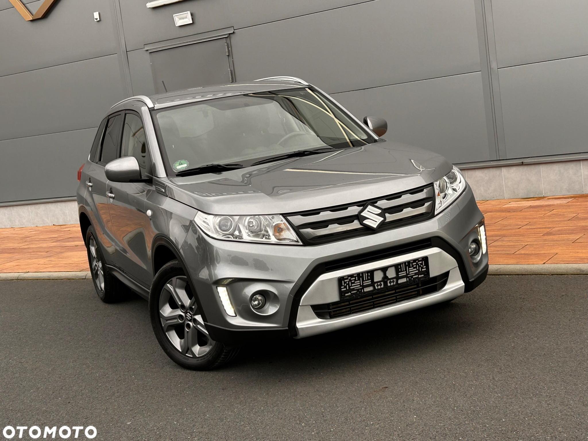 Suzuki Vitara 1.6 DDiS (4x4) Allgrip Comfort+ - 11