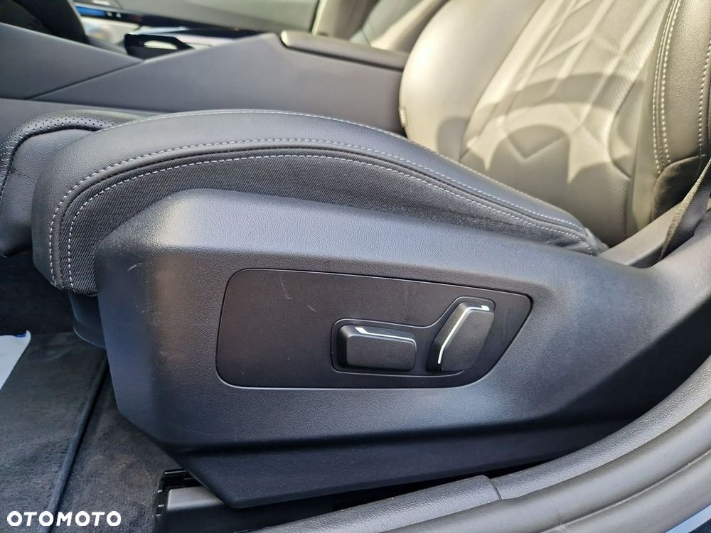 BMW Seria 5 - 16