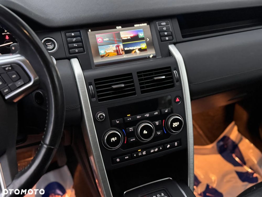 Land Rover Discovery Sport TD4 HSE Luxury - 21