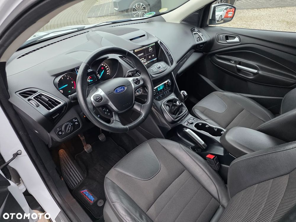 Ford Kuga 2.0 TDCi 4x2 Titanium - 21