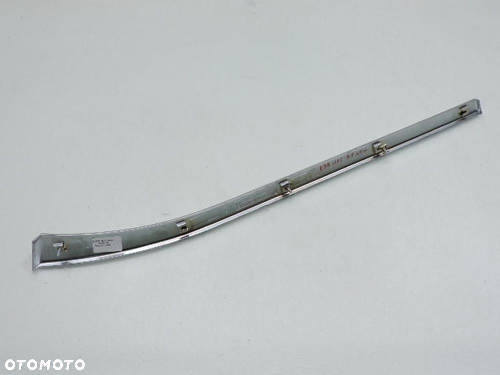 LISTWA OZDOBNA DRZWI PRAWY PRZÓD BMW E39 LIFT - 8